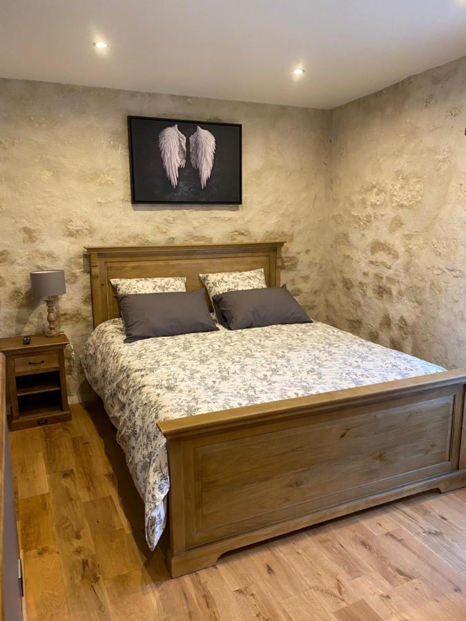 La Maison Du Caillou Bed and Breakfast Pontarme Exteriör bild